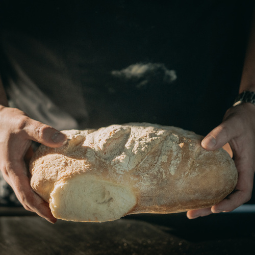 Hausgebackenes Holzofen-Brot - 